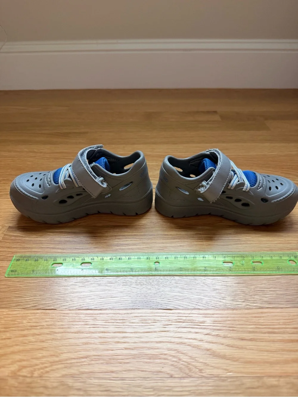 Stride Rite lightweight waterproof